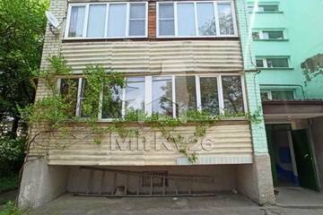 2-к квартира, 49 м², 1/3 эт.