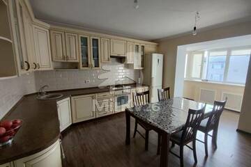 3-к квартира, 115,3 м², 8/8 эт.