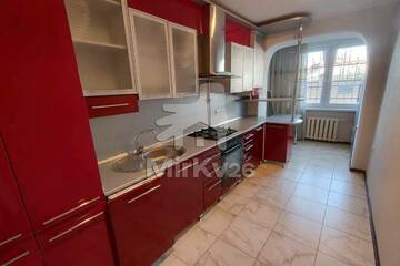 3-к квартира, 67,5 м², 1/4 эт.