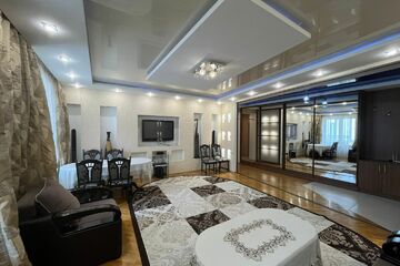 2-к квартира, 100 м², 3/5 эт.