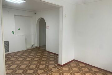 Помещение своб.назн., 28,5 м², 1/3 эт.